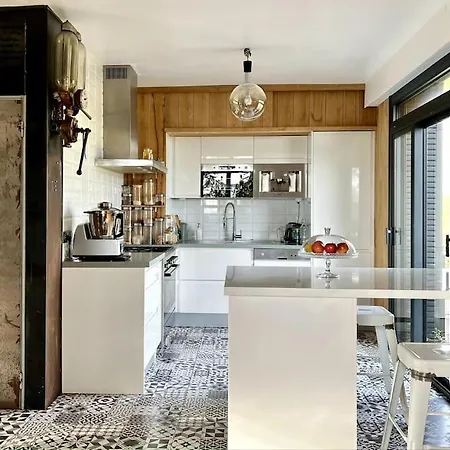 Magnifique Maison Type Chalet Avec Jardin
